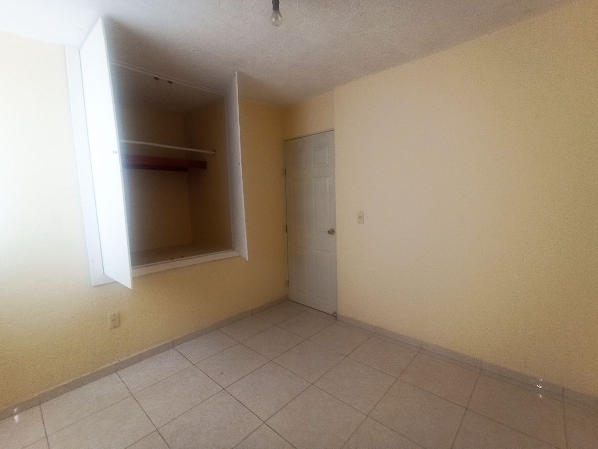 hermosa-casa-en-avenida--remodelada-cocina-integral-se-aceptan-crditos28-35589
