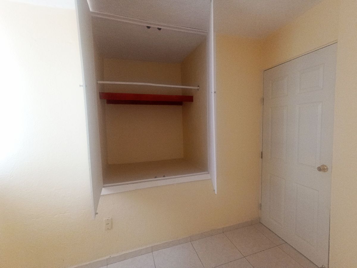 hermosa-casa-en-avenida--remodelada-cocina-integral-se-aceptan-crditos30-35589