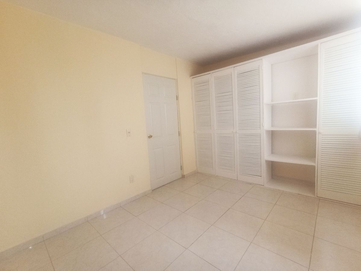 hermosa-casa-en-avenida--remodelada-cocina-integral-se-aceptan-crditos34-35589