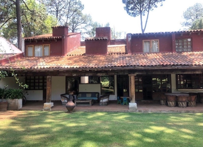 Hermosa casa en condominio en Avándaro