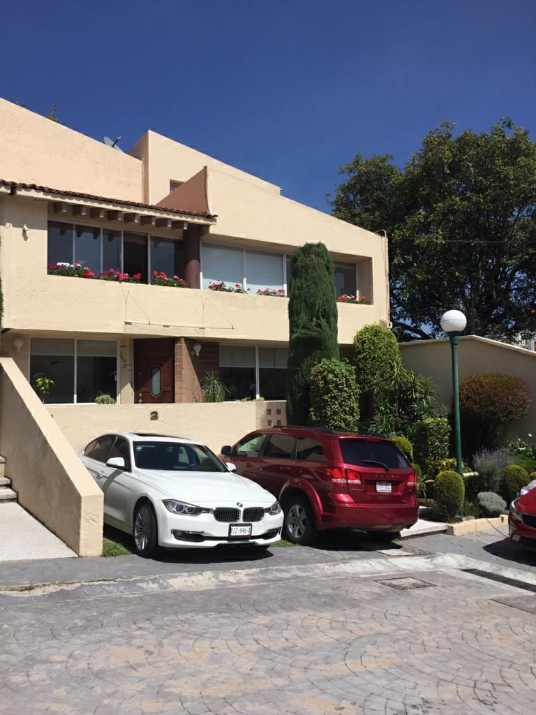 Hermosa casa en condominio en Cuajimalpa. (1393)