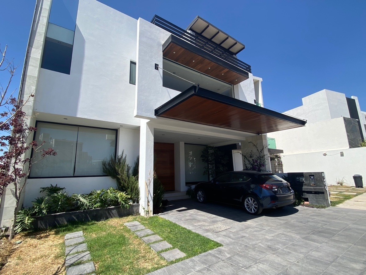 hermosa-casa-en-jade-residencial2-23838