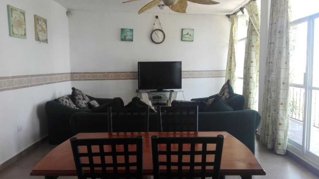 hermosa-residencia-a-orilla-del-lago-de-tequesquitengo8-34752