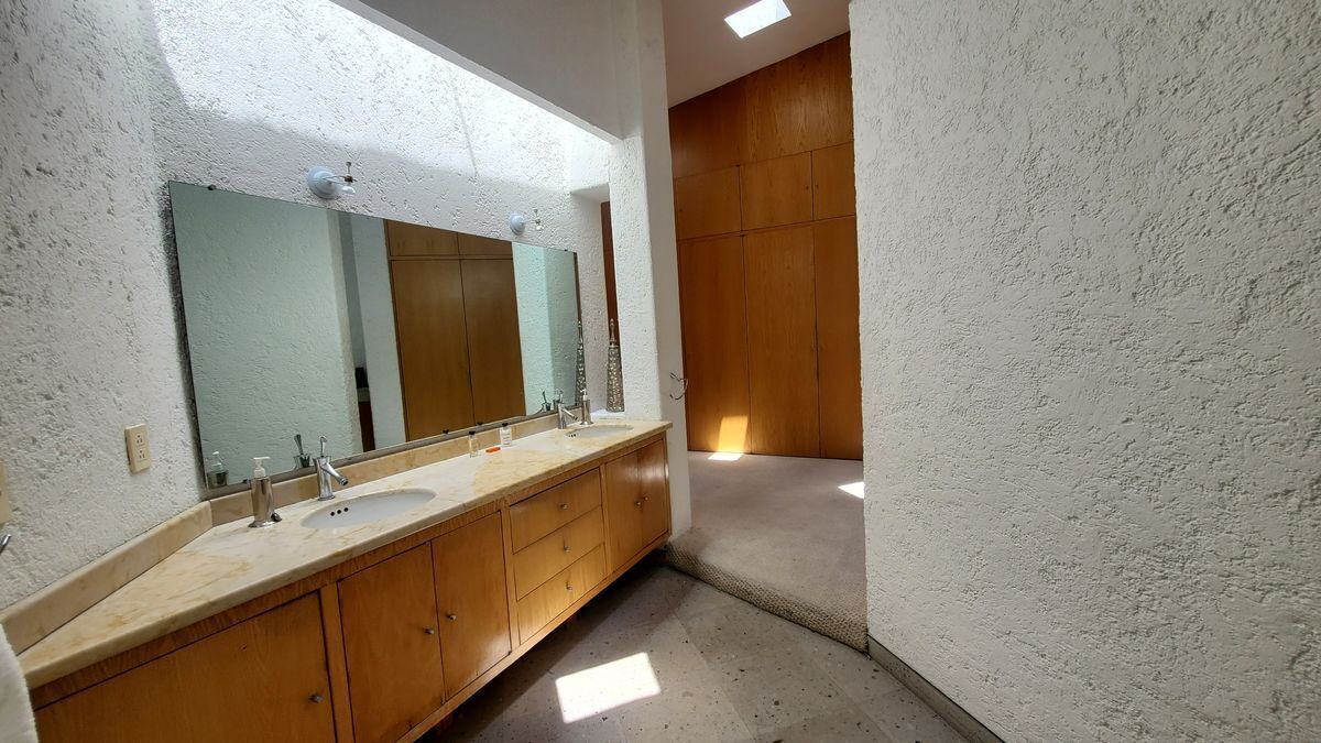 hermosa-residencia-en-hacienda-de-valle-escondido12-23262