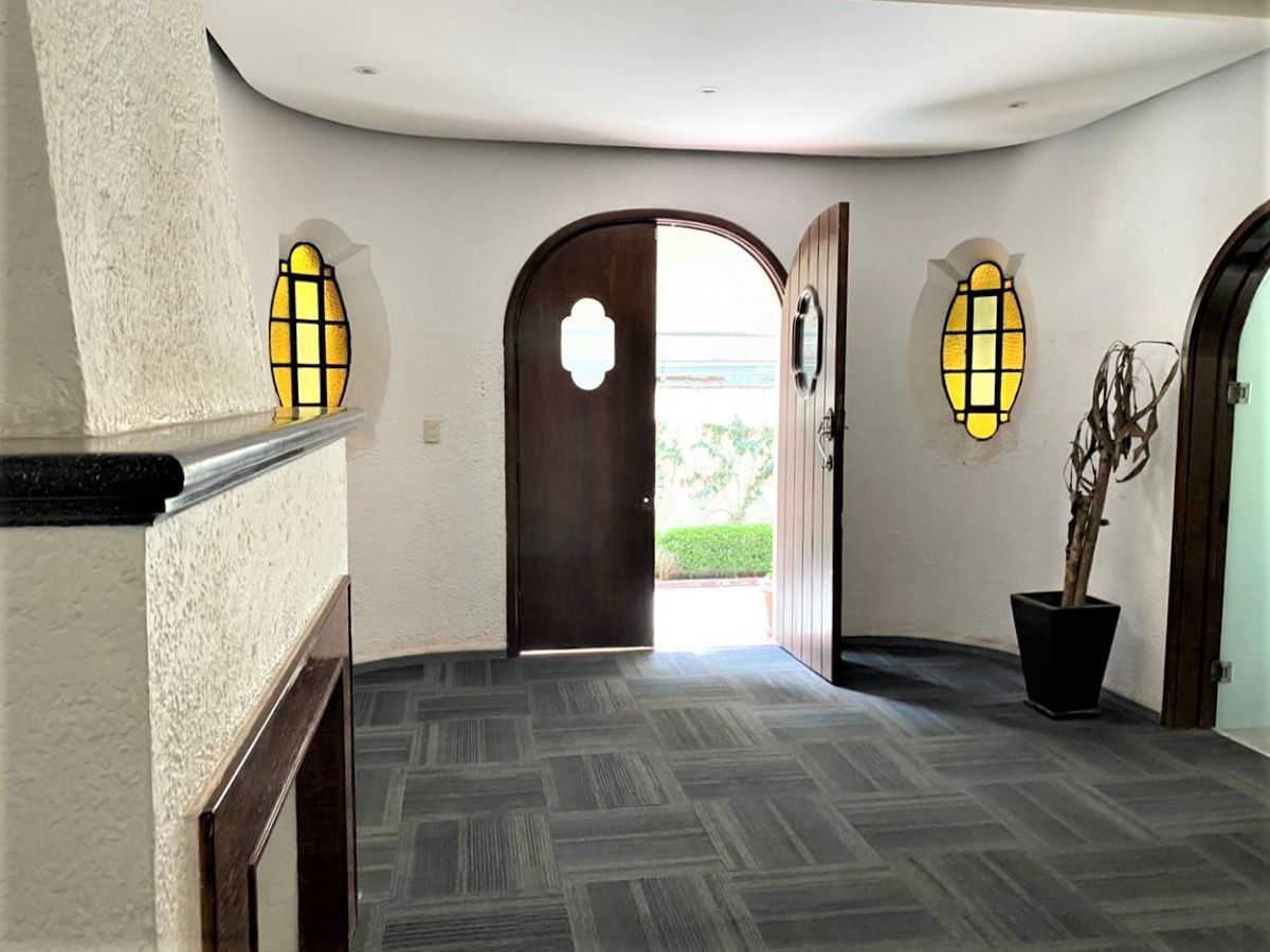 hermosa-y-funcional-casa-con-uso-de-suelo-oficinas-col-del-valle34-12285