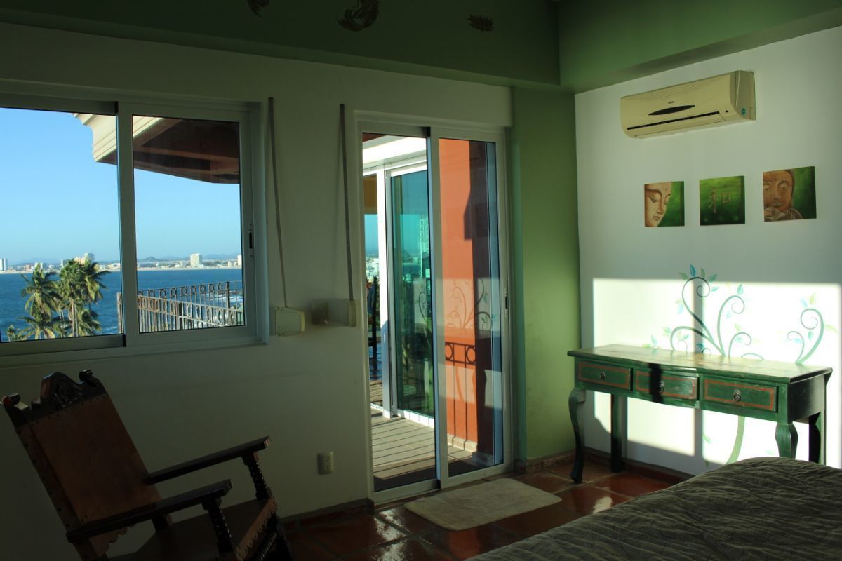 hermoso-departamento-en-renta-vacacional-en-torre-vue-en-olas-altas-mazatlan10-14900