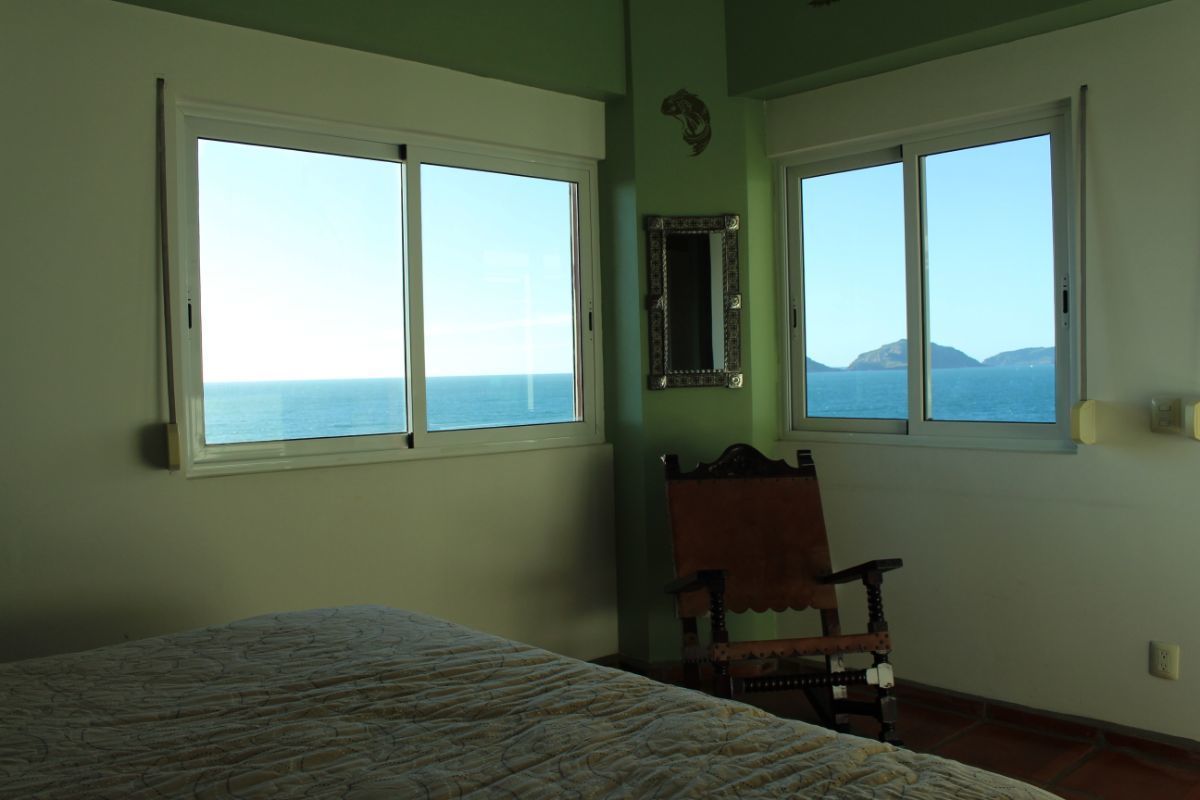 hermoso-departamento-en-renta-vacacional-en-torre-vue-en-olas-altas-mazatlan12-14900