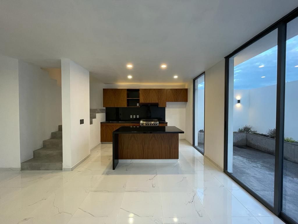 linda-casa-nueva-en-coto-zapata-de-adamar5-14052