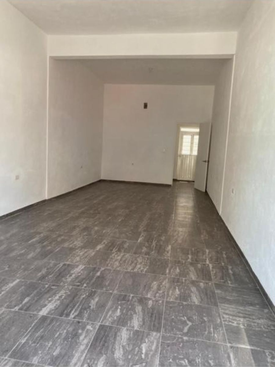 local--en-renta--en-el-centro-de-monterrey4-13864