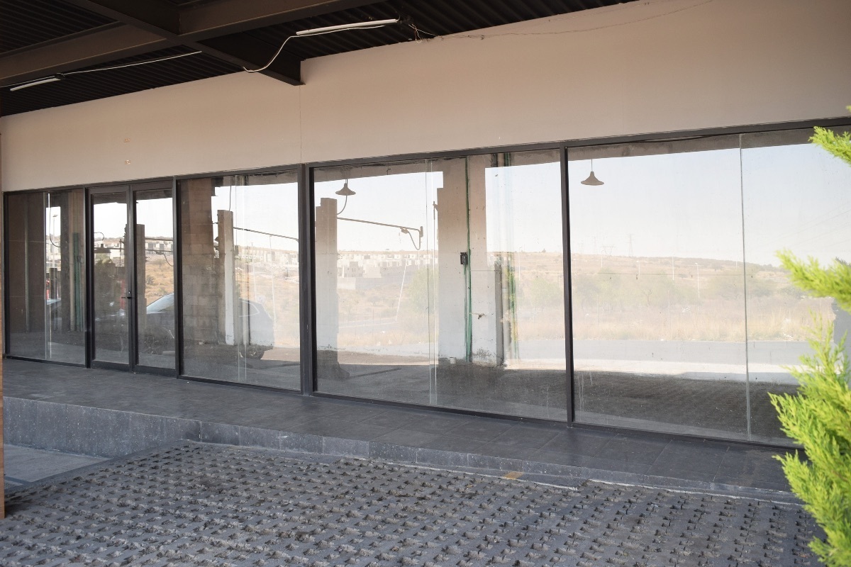 local-comercial--en--plaza-la-valentyna-quertaro6-27234