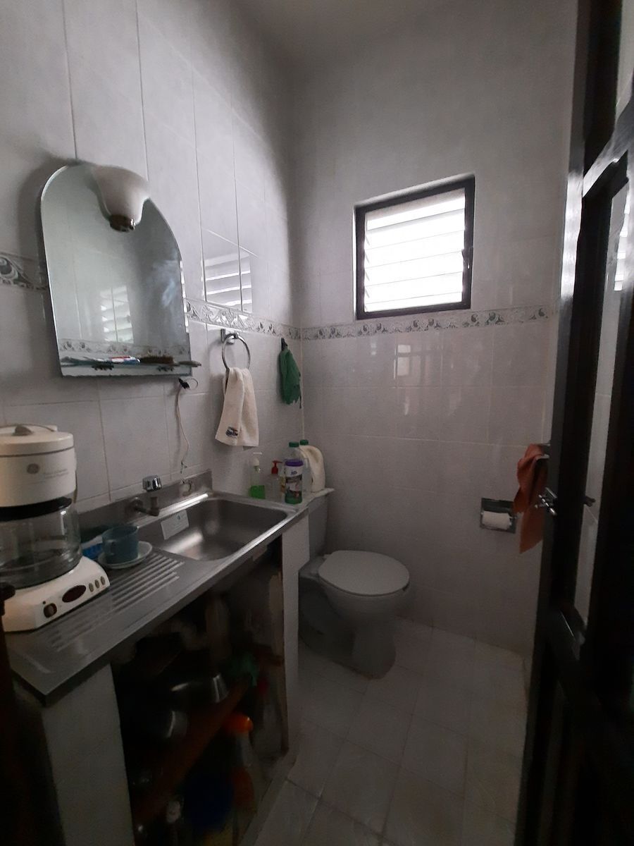 local-comercial--en-venta-en-zona-de-mercado5-15941