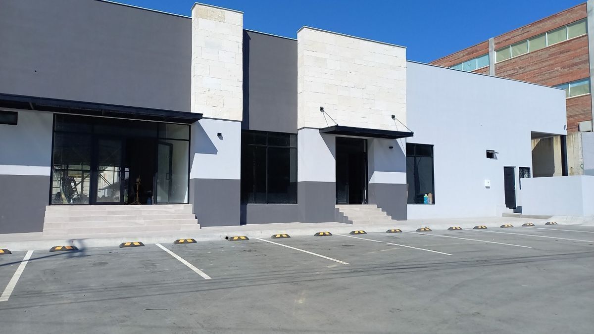 local-comercial-en-carretera-nacional-en-monterrey3-15450