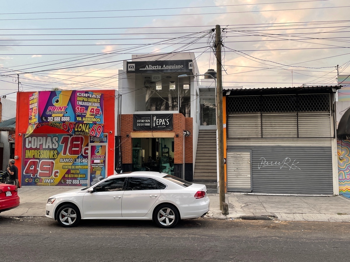 local-comercial-sobre-avenida-sevilla-del-ro-en-colima-planta-alta2-23346