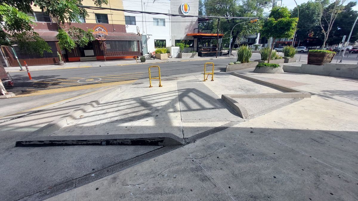 local-en-renta-en-plaza-sobre-av-chapultepec-r0713-14690