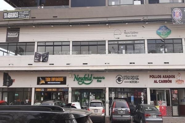 LOCAL EN RENTA O VENTA EN PLAZA FARO LAPISLAZULI