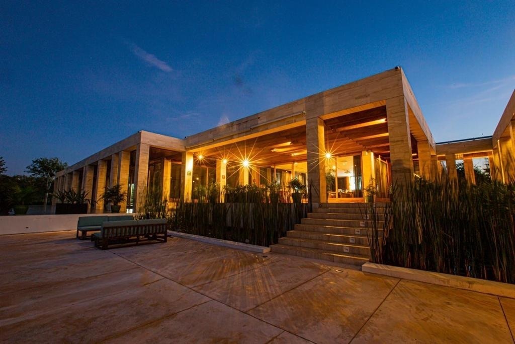ltimo-terreno-premium-en-esquina-en-privada-gaeta-en-cabo-norte19-33150