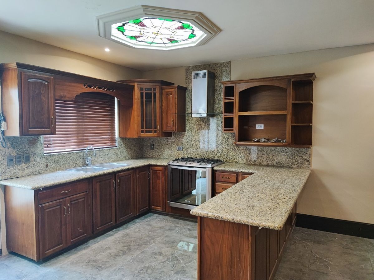 lujosa-propiedad-en-anhuac-san-nicols-nuevo-len6-25875