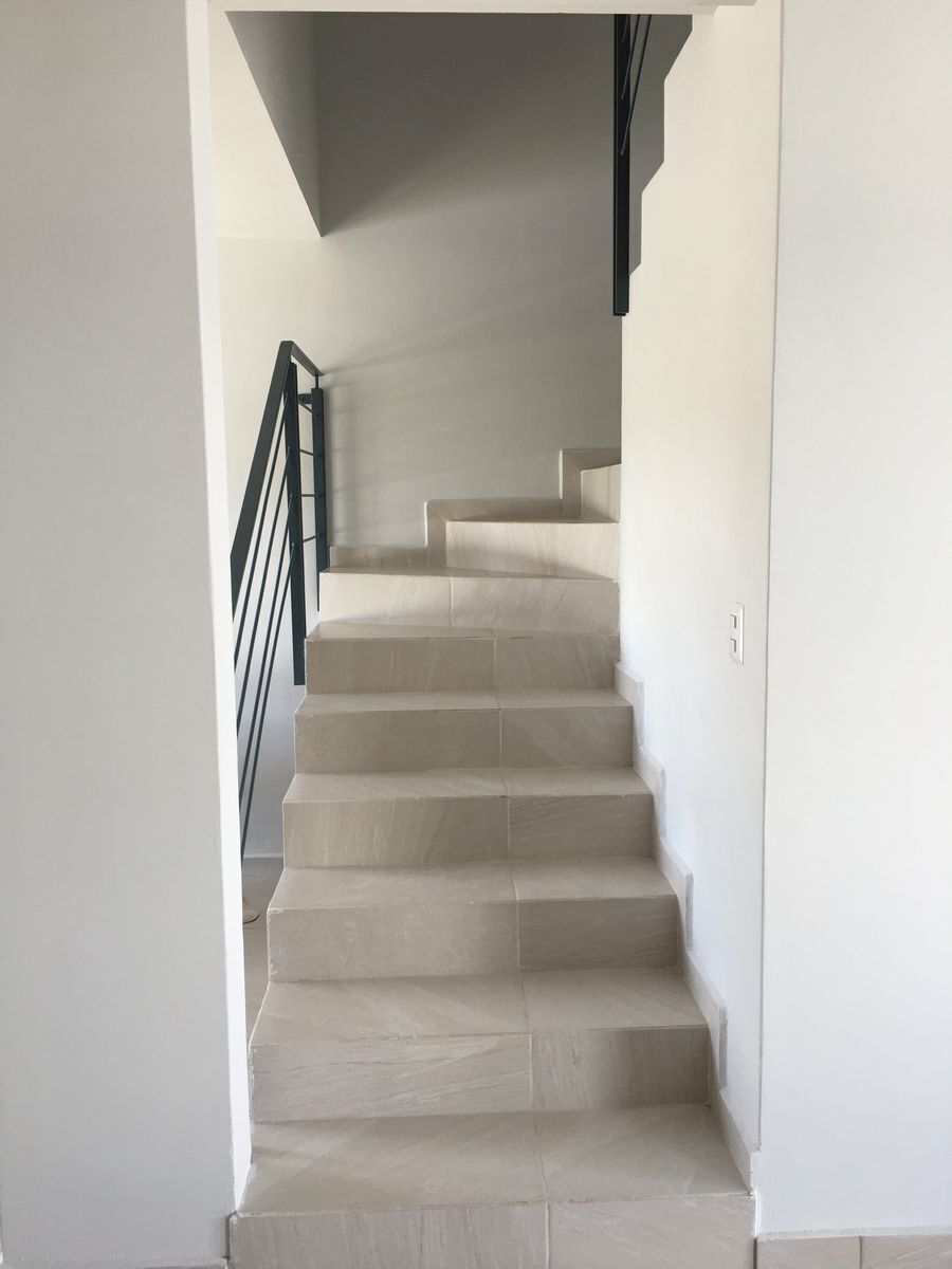 moderna-casa-a-la-venta-en-conjunto-residencial-de-miranda-quertaro13-14344