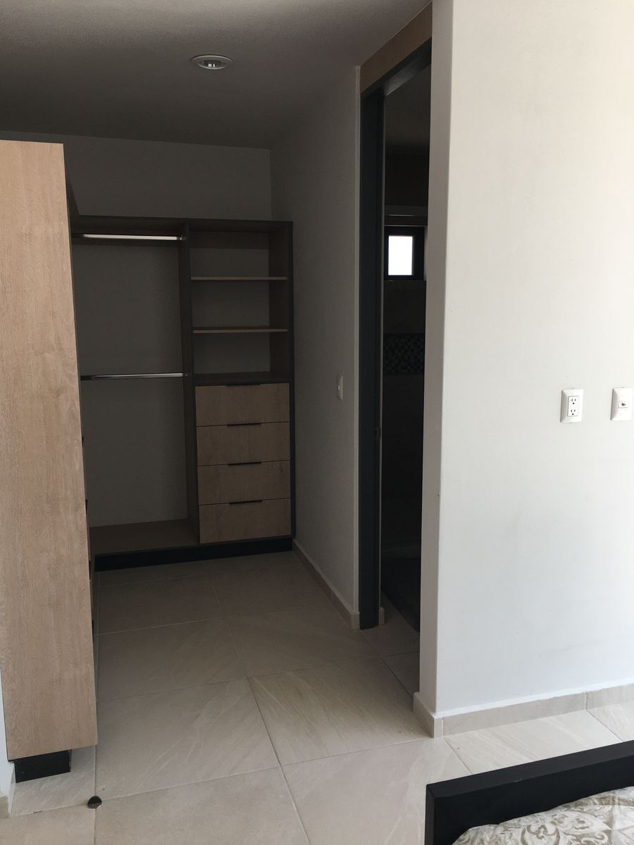 moderna-casa-a-la-venta-en-conjunto-residencial-de-miranda-quertaro15-14344