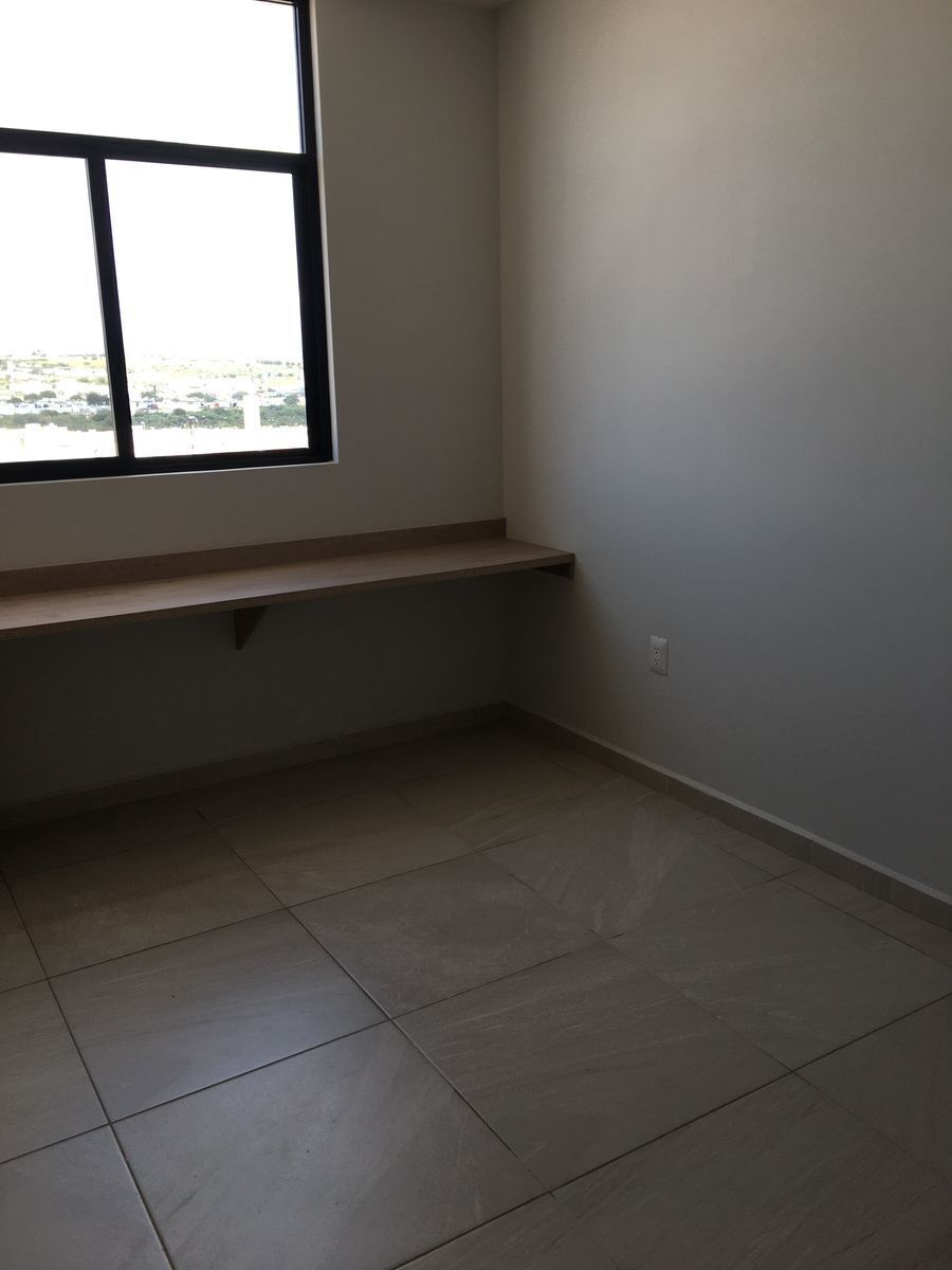 moderna-casa-a-la-venta-en-conjunto-residencial-de-miranda-quertaro20-14344