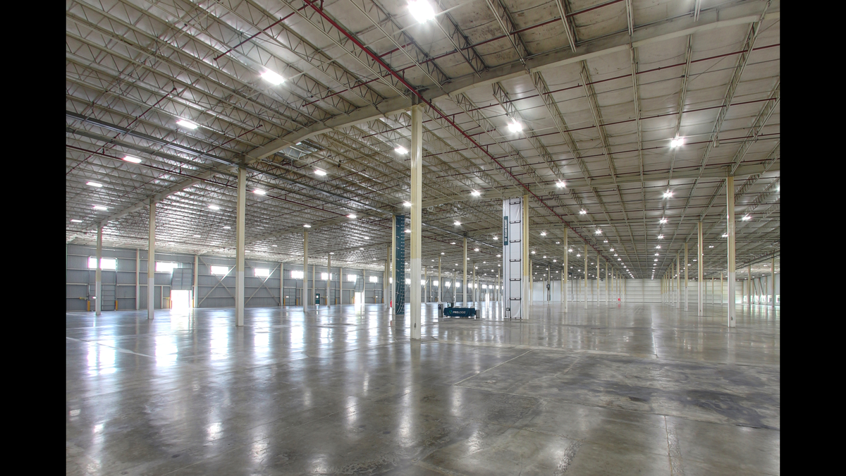 Nave industrial  10,000 m2 hasta 100,000 m2