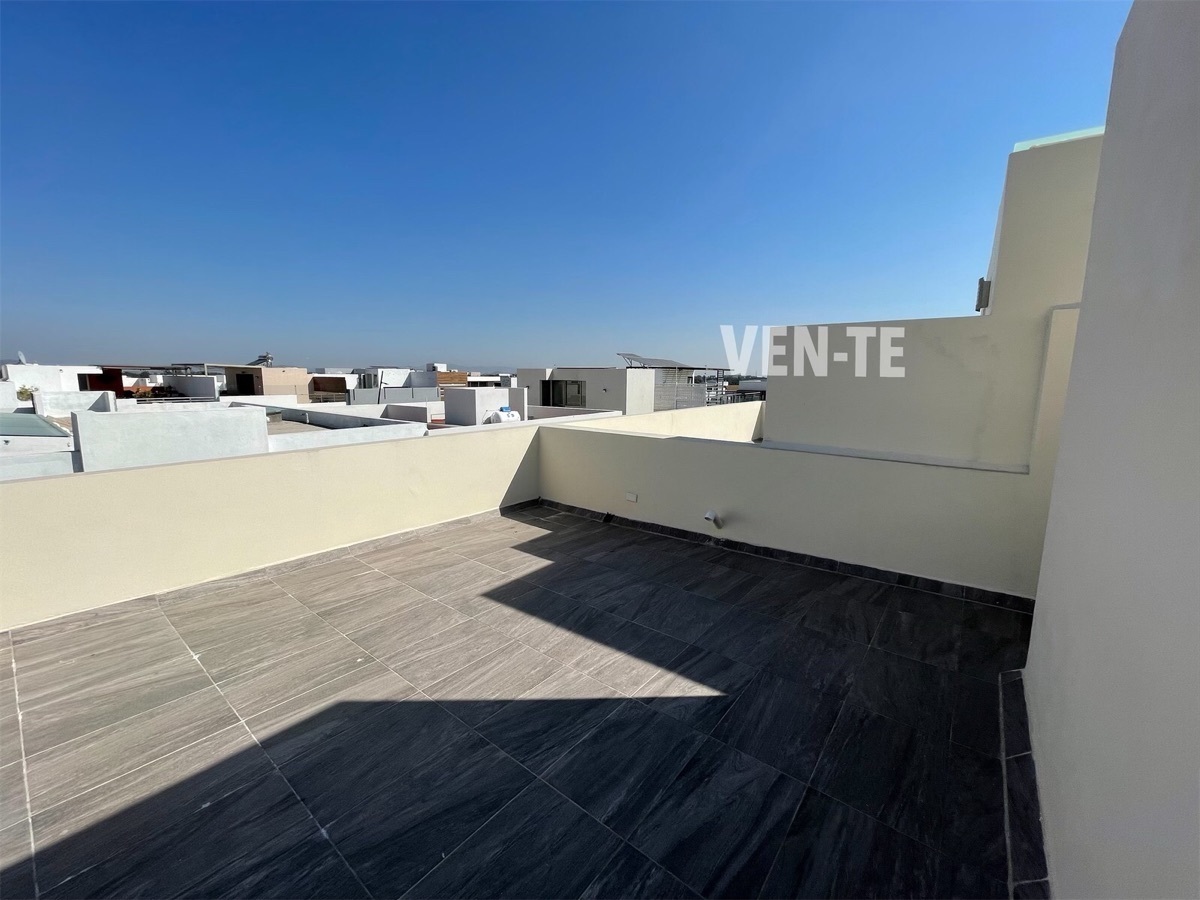 nueva-casa-de-tres-niveles-en-venta-en-coto-consolidado-en-solares-zapopan21-34399