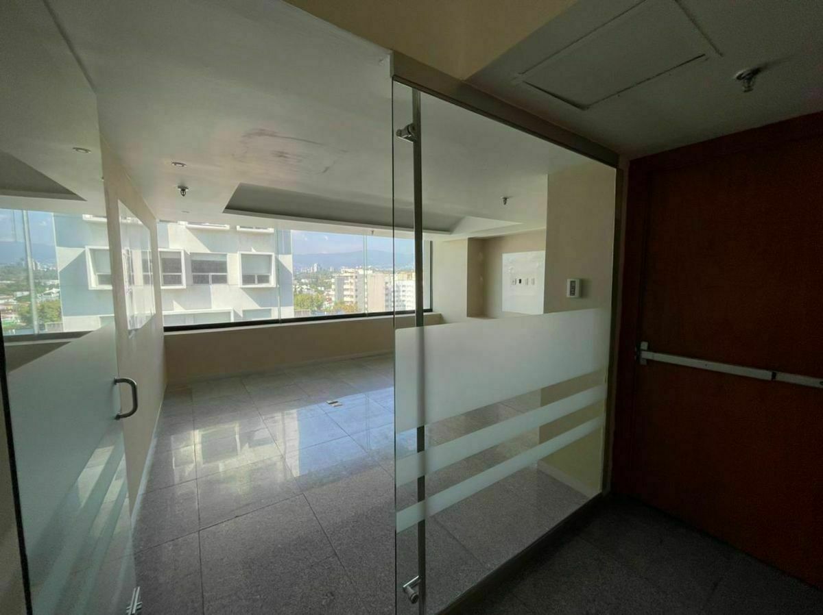 oficina-acondicionada-en-renta-de-160-m2-en-guadalupe-inn8-13250