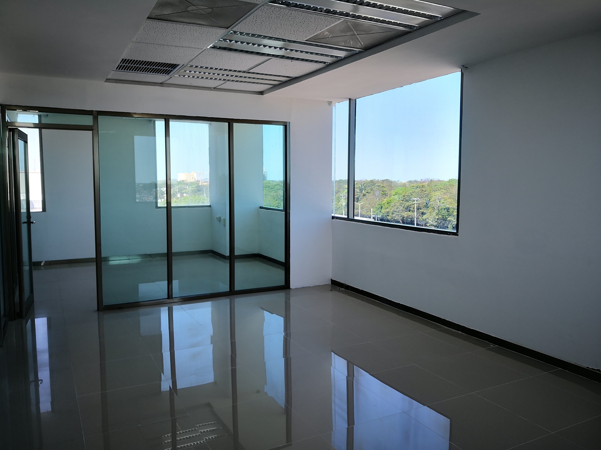 oficina-en-renta-en-edificio-takin-en-cd-del-carmen-campeche12-32515