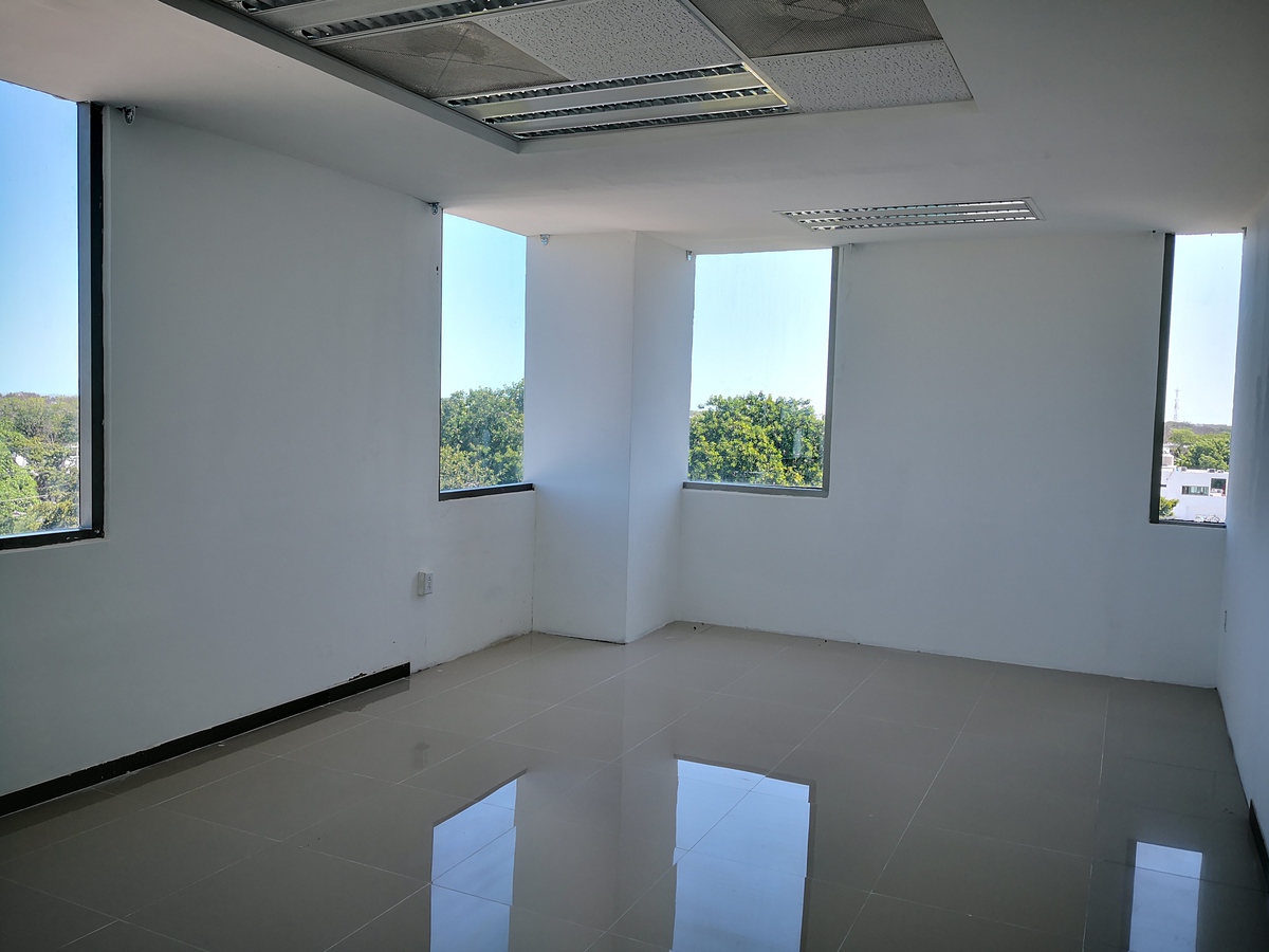 oficina-en-renta-en-edificio-takin-en-cd-del-carmen-campeche13-32515