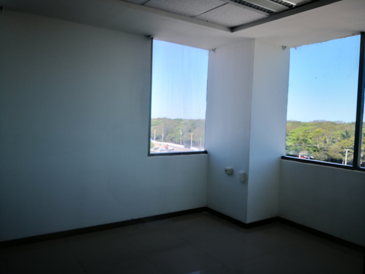oficina-en-renta-en-edificio-takin-en-cd-del-carmen-campeche14-32515