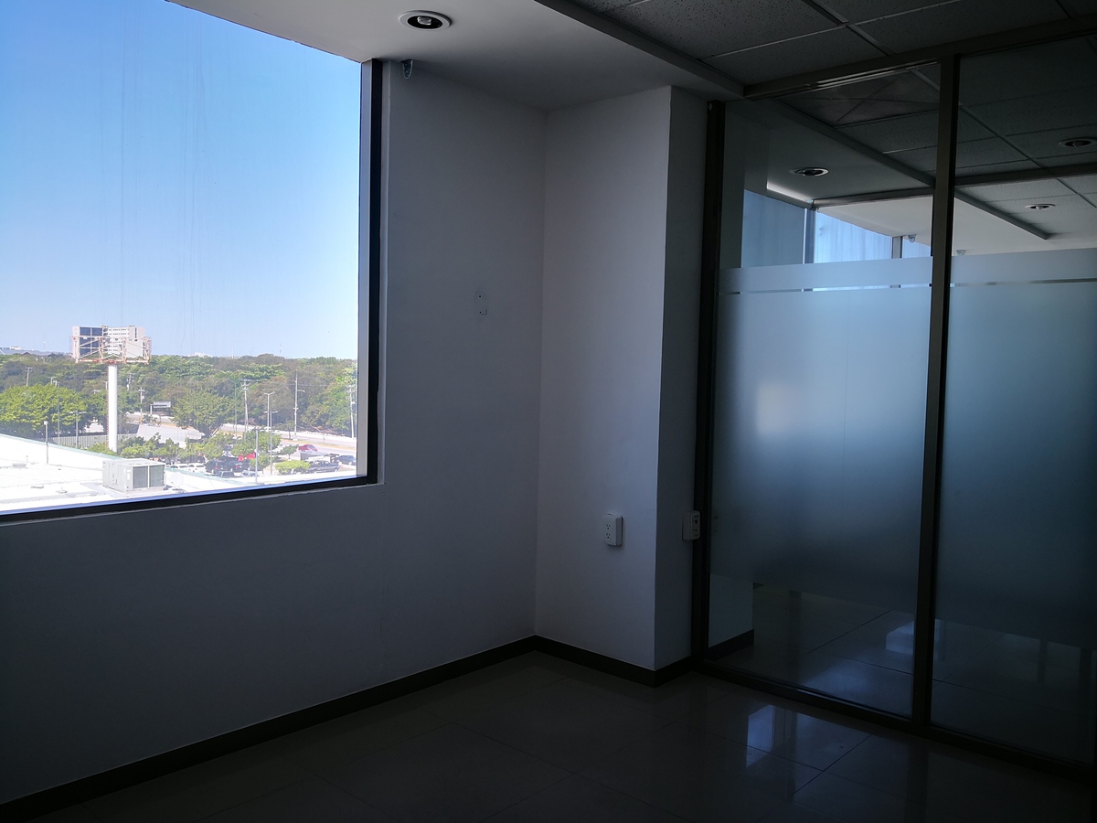 oficina-en-renta-en-edificio-takin-en-cd-del-carmen-campeche6-32515