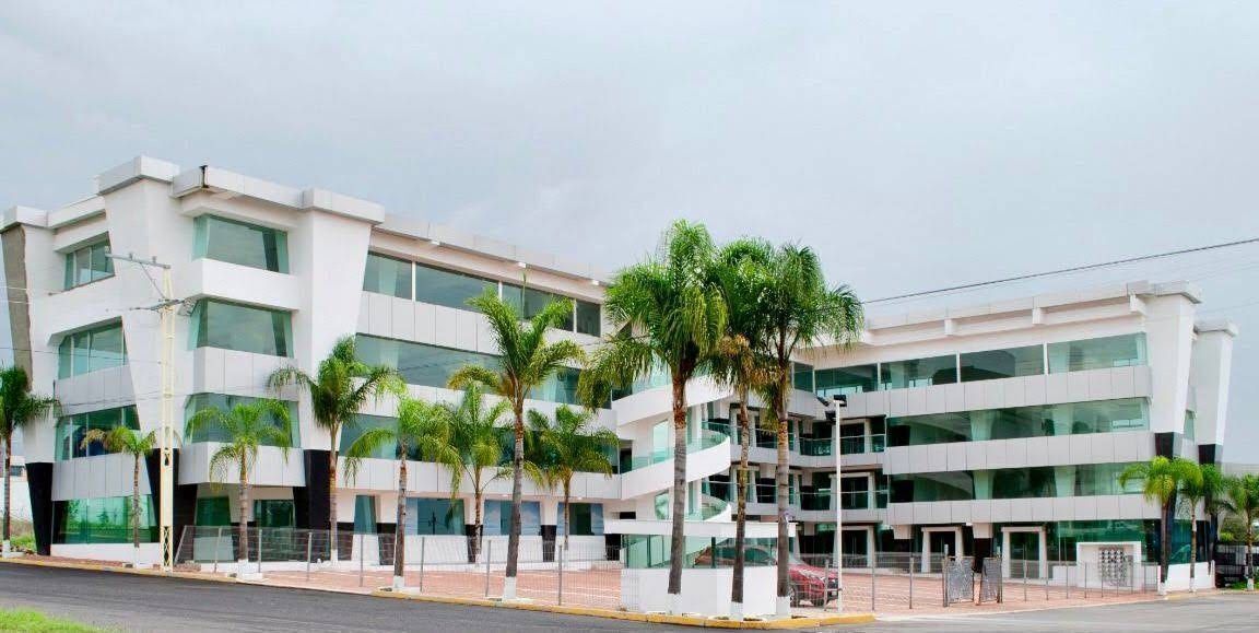 oportunidad-venta-de-plaza-comercial-en-el-mirador-quertaro3-33838
