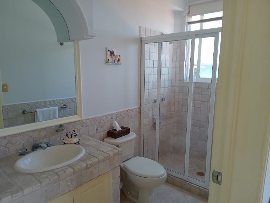 penthouse-en-venta-en-la-escnica-de-acapulco37-27917