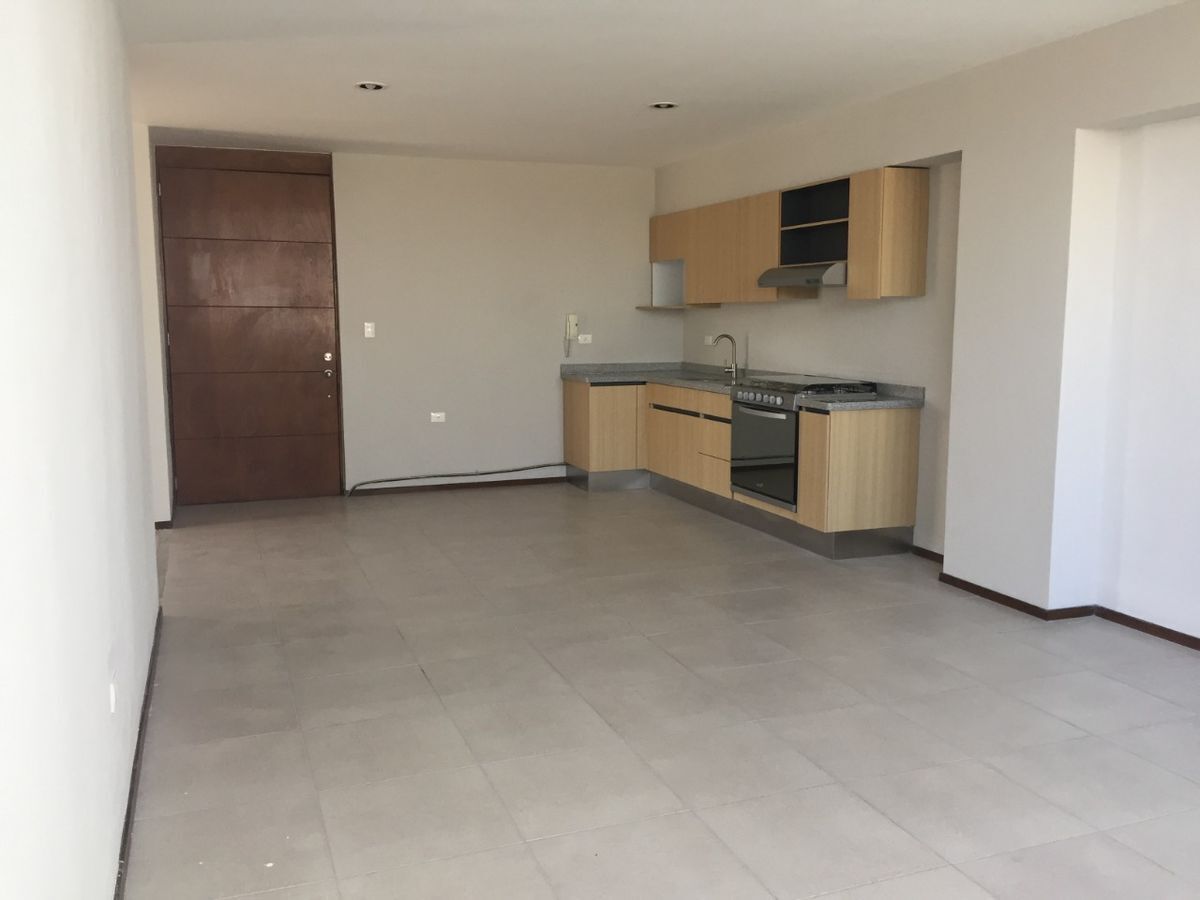 penthouse-en-venta-o-renta-en-blvd-atlixco-y-las-torres27-11526