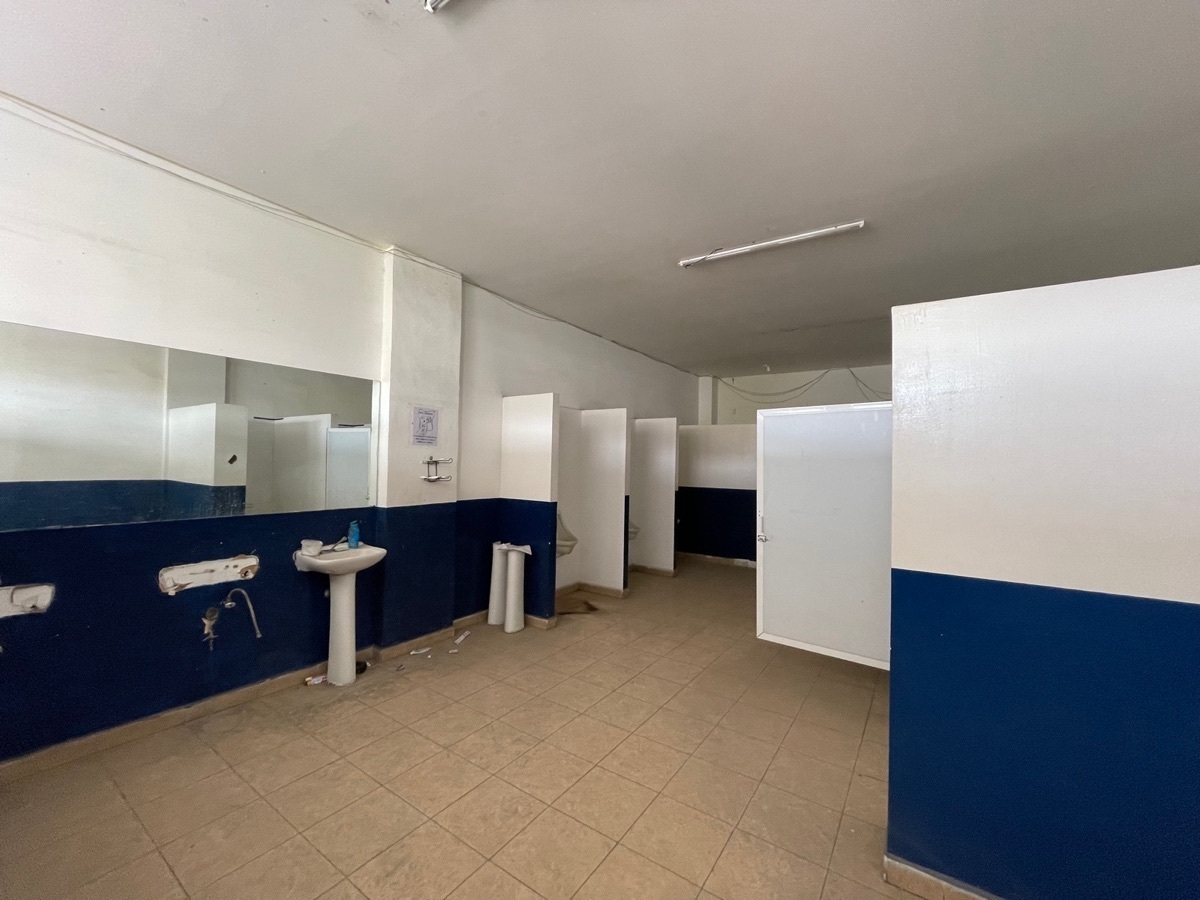 planta-completa-en-renta-en-centro-comercial12-12061