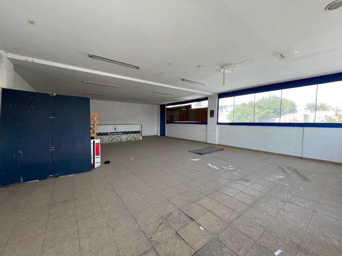 planta-completa-en-renta-en-centro-comercial9-12061
