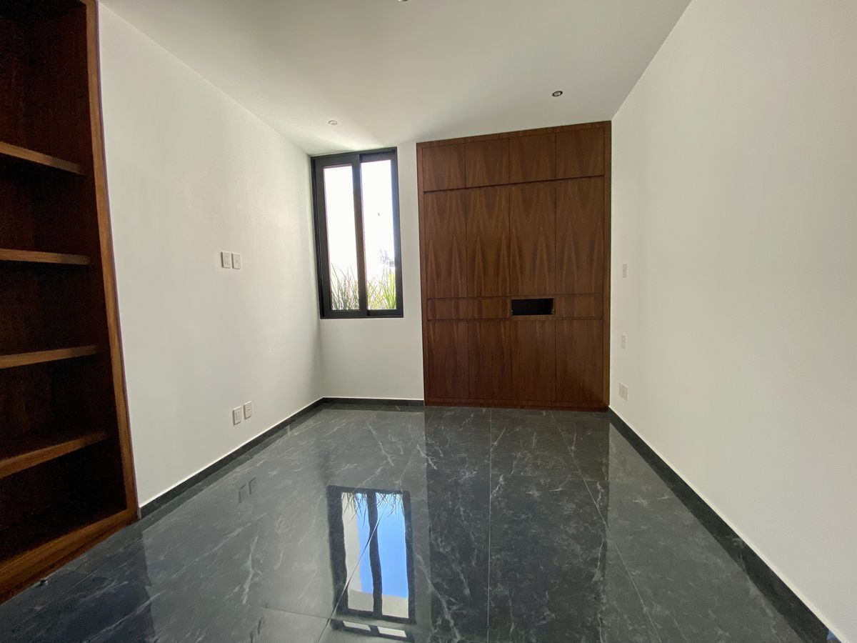 propiedad-de-lujo-en-venta-en-solares24-32583
