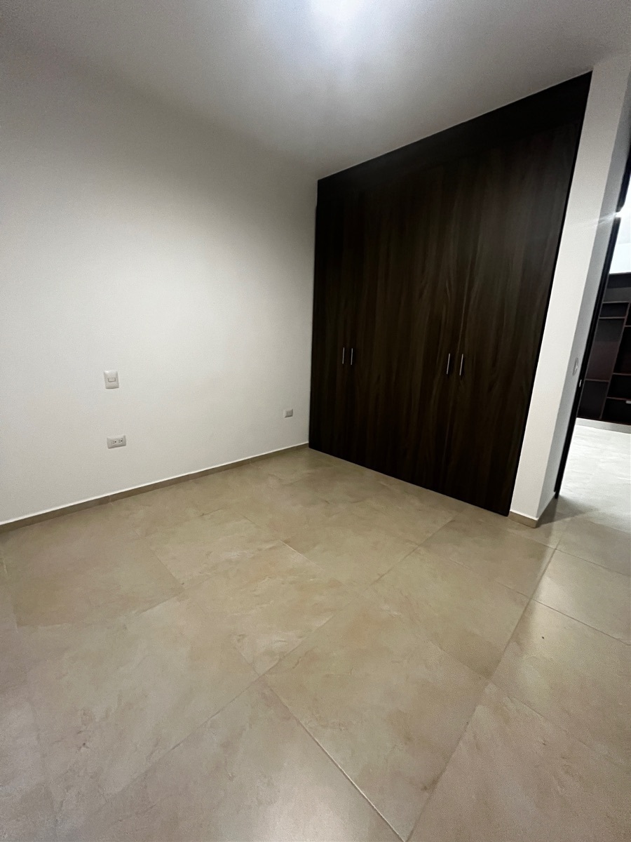 renta-bonita-casa-en-zibat14-24346