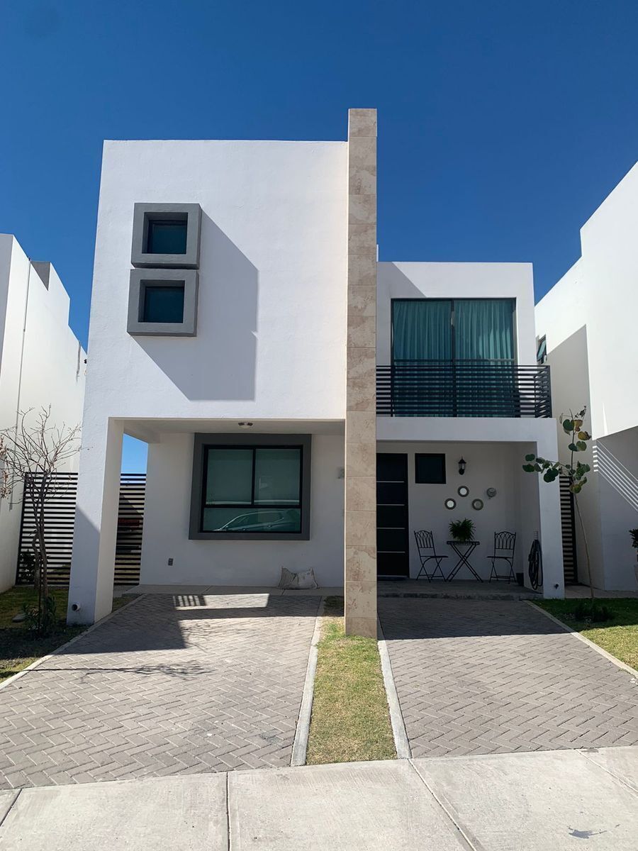 Renta casa amueblada en Queretaro