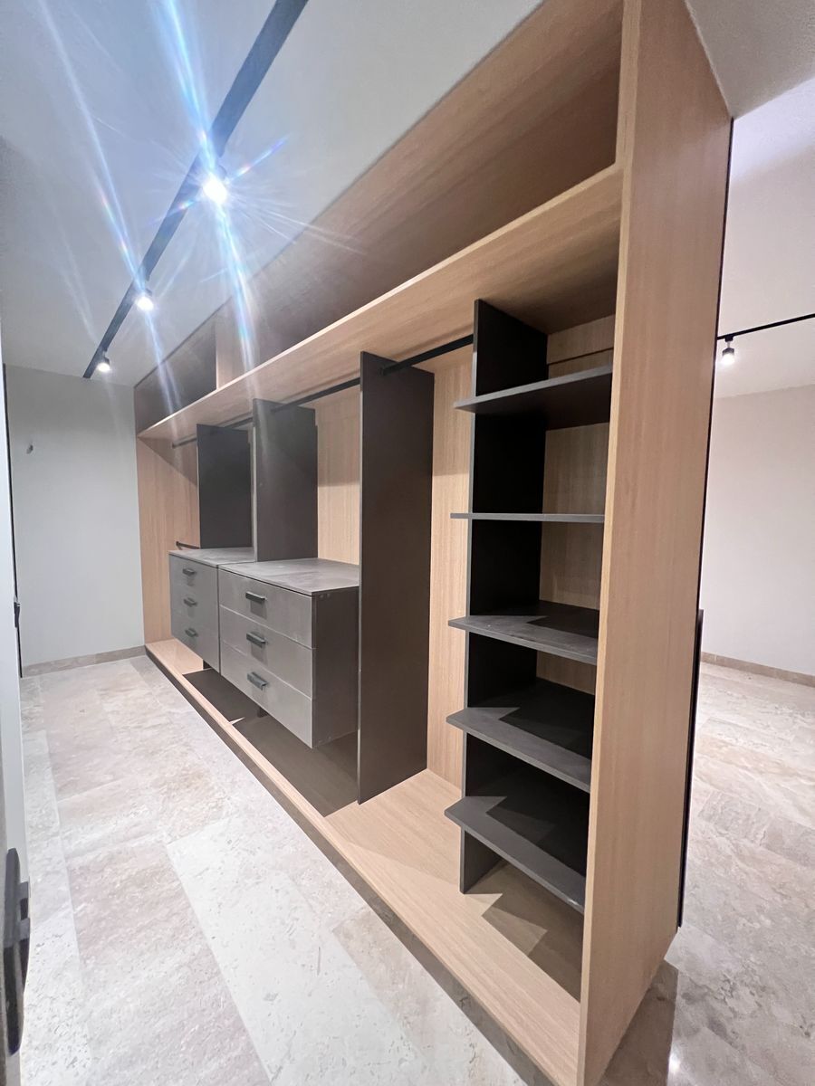 renta-casa-de-autor-en-zibata41-27327