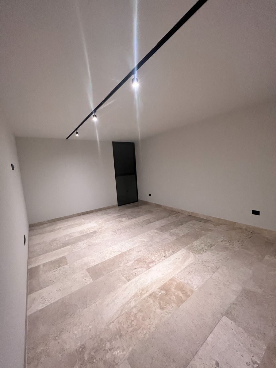 renta-casa-de-autor-en-zibata42-27327