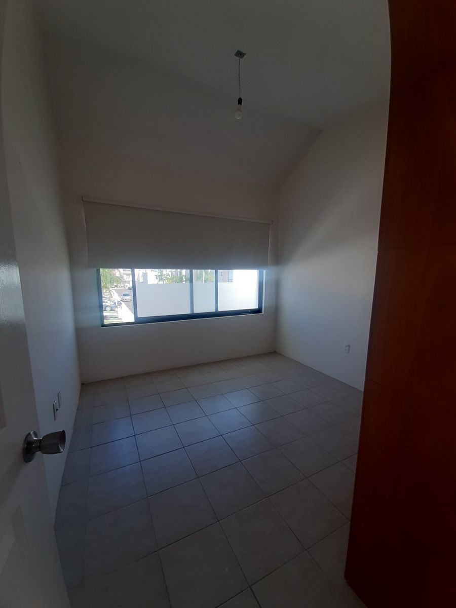 renta-casa-en-fracc-sonterra-quertaro11-38000