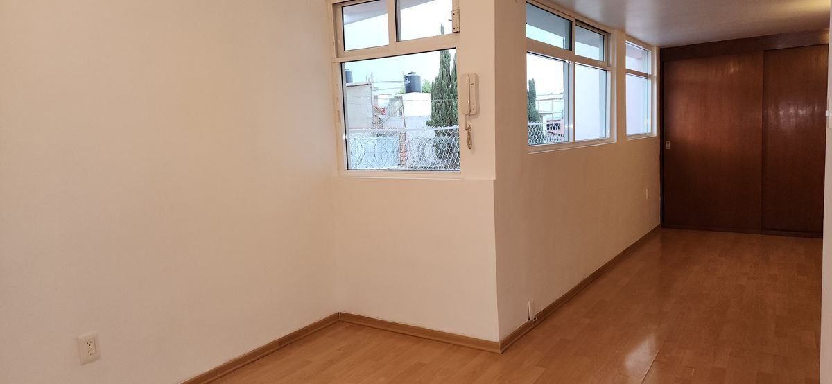 renta-casa-remodelada-calle-cerrada-ciudad-satelite19-27923