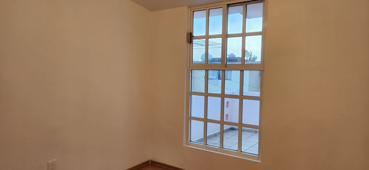 renta-casa-remodelada-calle-cerrada-ciudad-satelite31-27923