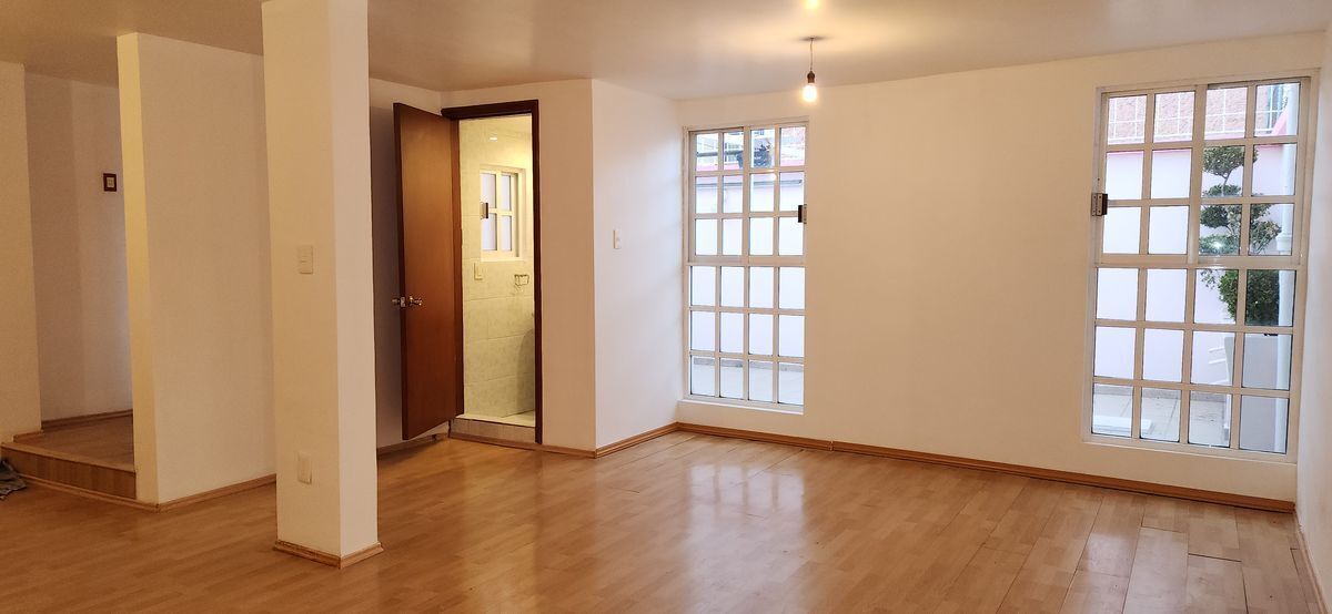 renta-casa-remodelada-calle-cerrada-ciudad-satelite5-27923