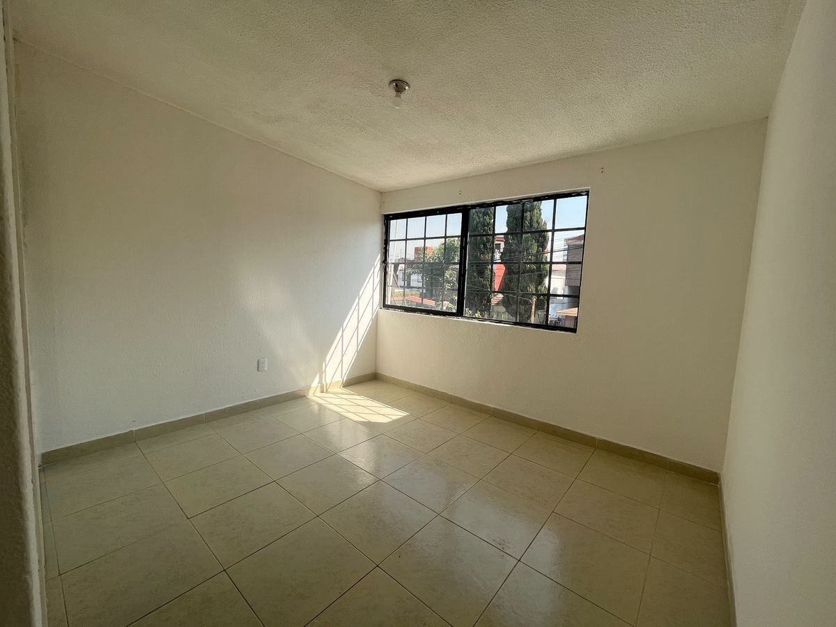 renta-casa-valle-dorado-calle-cerrada-cerca-del-periferico11-17726