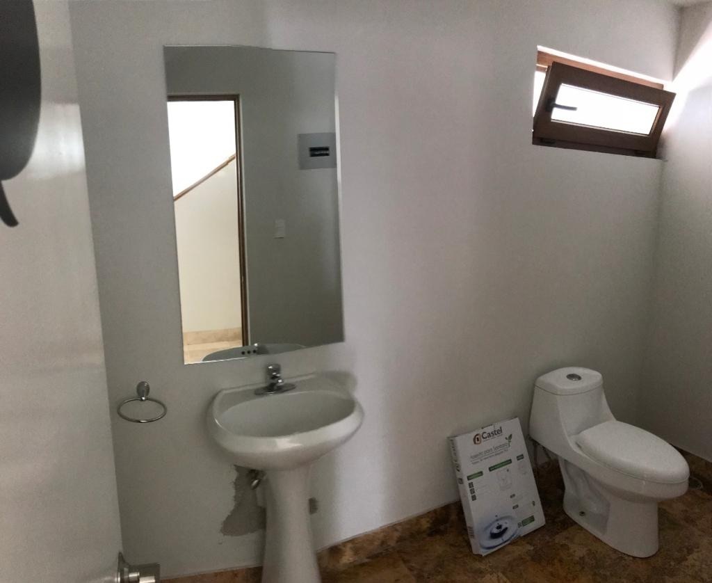 renta-de-casa-en-arboledas-san-javier10-38188