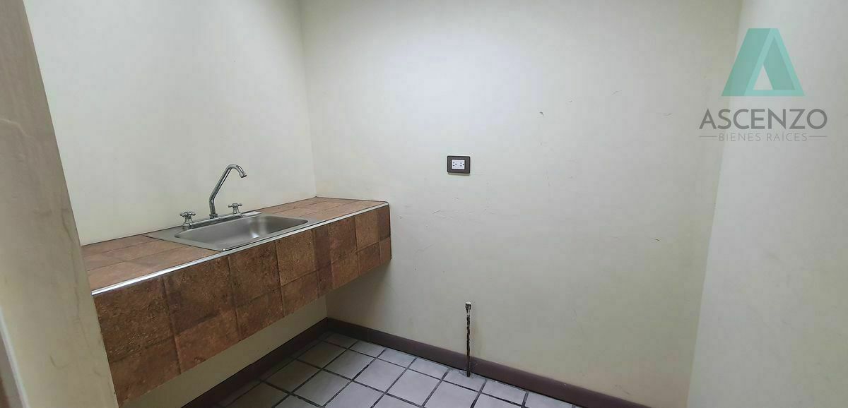 renta-de-edificio-para-oficinas-en-las-granjas-saval16-33031