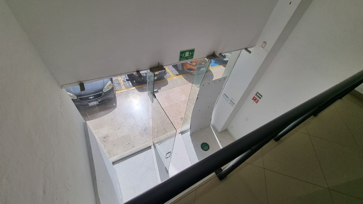 renta-de-local-45mts-cerca-de-zona-hotelera-cancn6-12159