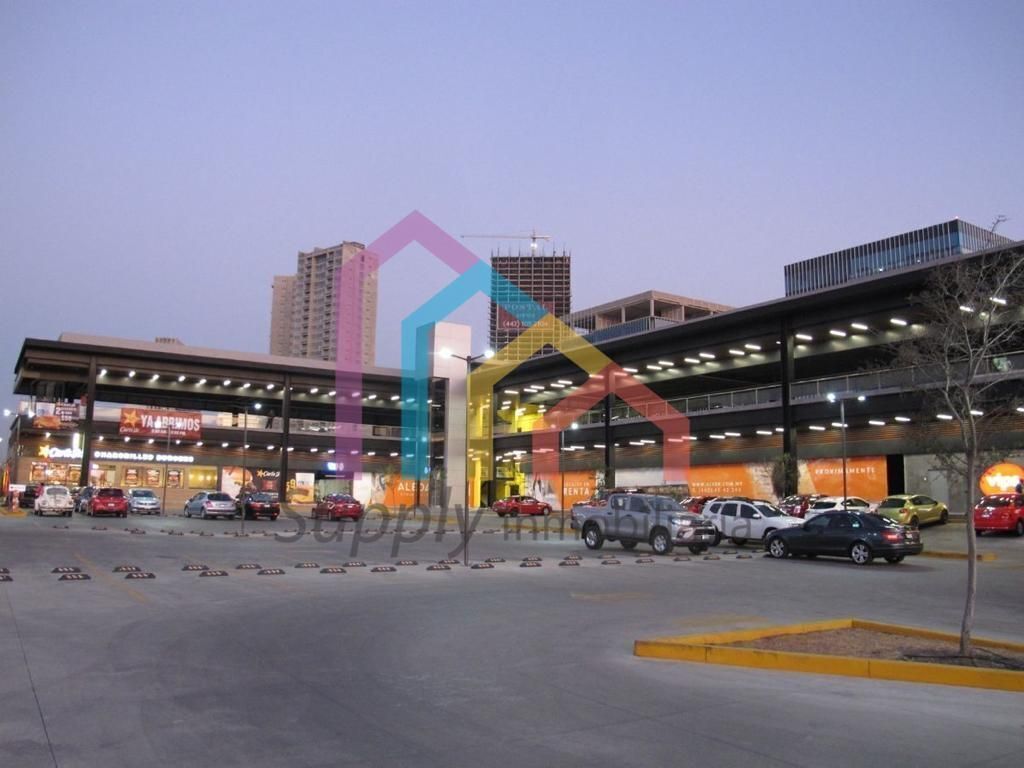 renta-de-locales-en-plaza-aleda-quertaro7-31825